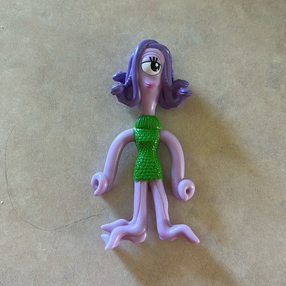 So cute! Original Disney Bendin Friends Celia & Randall - Picture 3 of 5